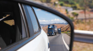 alt = transporte rodoviário